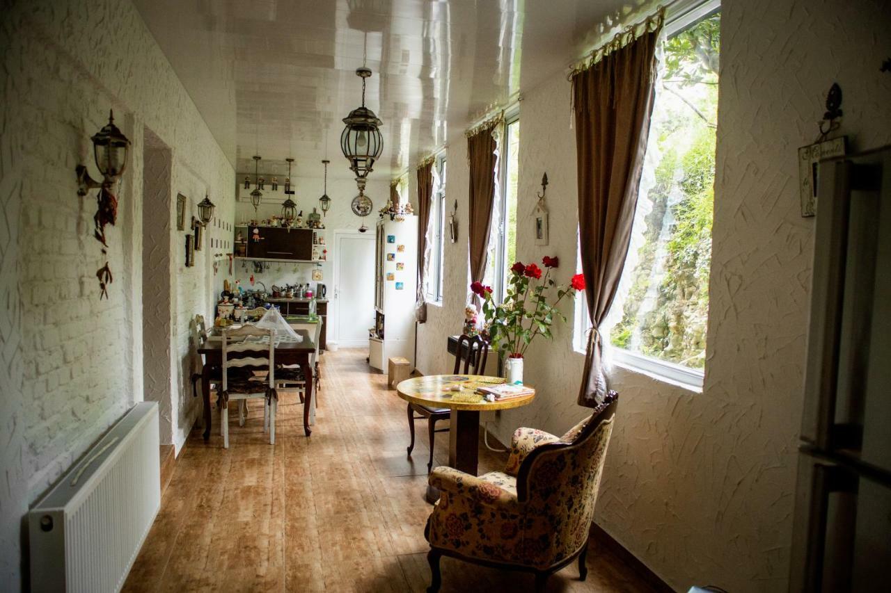 Art House Kutateli Otel Tskaltubo Dış mekan fotoğraf